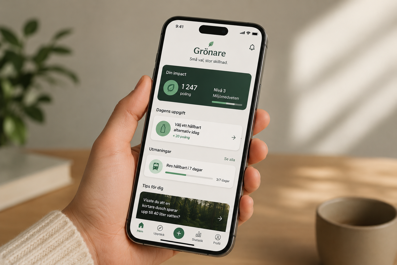 Mobilskärm med app för jämförelse av elpriser i realtid